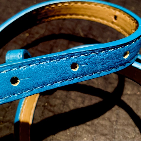 1950s Inspired Bright Blue Skinny Belt - Picture 4 of 4